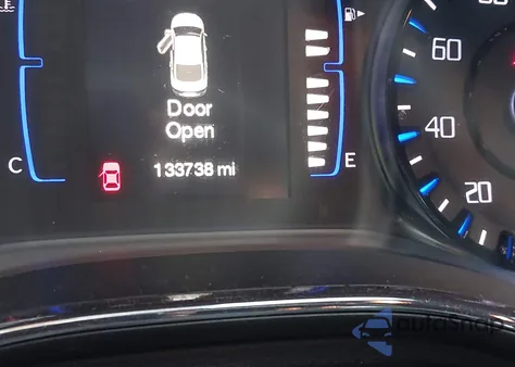 2015 Chrysler 200 S из США, поврежденный, VIN 1C3CCCBB3FN682618